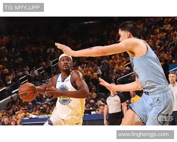 勇士与奇才激战正酣NBA赛季揭幕战精彩回顾与分析
